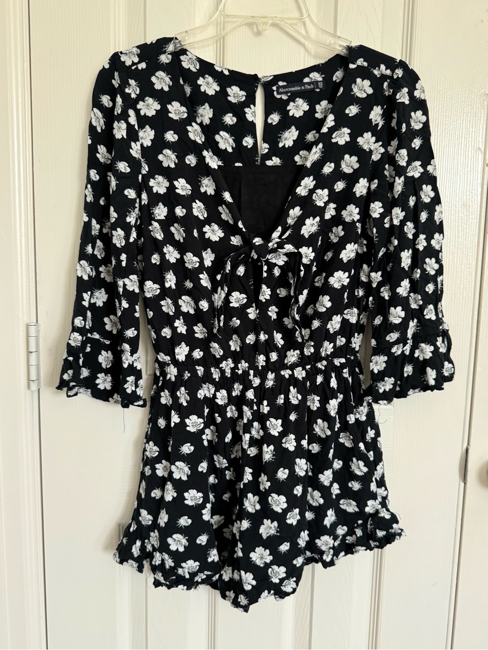 Abercrombie & Fitch Black and White Floral Tie-Front Crop Romper